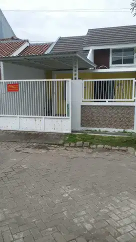 Disewakan rumah 1 lantai di purimas