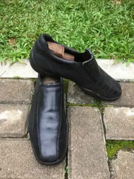 Sepatu Second Original Kulit Slip On Rockport