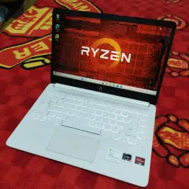 HP 14s FQ1004AU Ryzen 5 5500 512GB/8GB IPS Backlit win 11