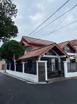 Disewakan Rumah Siap Huni Lokasi Strategis di Sukanagara Antapani