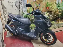 Honda Vario 160 Cbs Iss Keyless Hitam  2023 Full orisinil.
