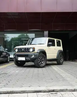 2024 Suzuki Jimny 1.5 4x4 AT 3-door Two Tone Chiffon Ivory Metallic