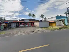 Ruang Usaha Luas di Samping Jalan Nasional Cocok Untuk Usaha