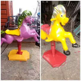 Perosotan, ayunan, jungkat jungkit, playground, mangkok putar