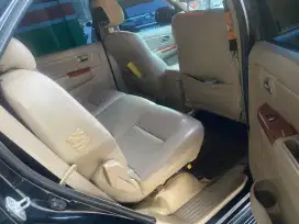 Fortuner luxury 2009 AT