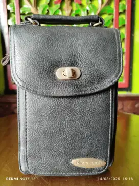 Tas selempang pria