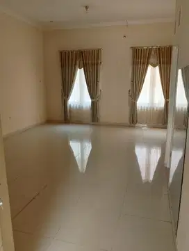 Disewakan Rumah Lokasi Perum Plomongan Indah Demak