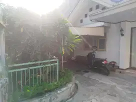 DIJUAL CEPAT RUMAH DI KEBAYORAN LAMA LOKASI STRATEGIS