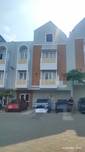 Dijual Rukost premium Awani2 tahap 4 isi 7 kamar jatinangor bandung