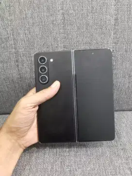 Samsung Z Fold 5 Ram 12/512 GB Fullset