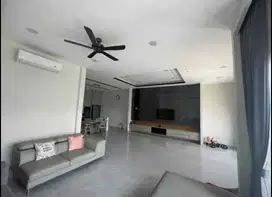 `Dijual Cepat: Rumah Bebas Banjir di Taman Jeruk, Bojong Indah.