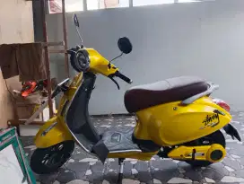 Motor listrik model vespa