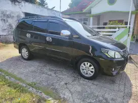 Toyota Kijang Innova G Tahun 2011 Matic