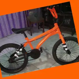 Sepeda BMX ukuran 18inch merek Wim Cycle