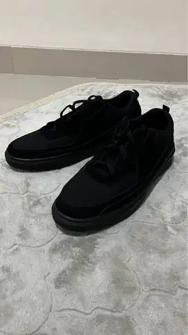 Sepatu Zeintin IR 2908 Size 44 Sneakers All Black