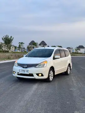 Nissan Grand livina 2015 Bensin