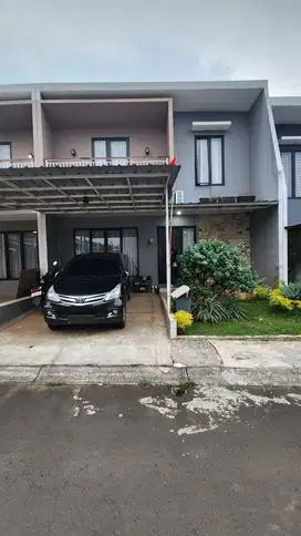 Disewakan Rumah 2 Lantai Siap Huni – 3KT, AC, Taman, One Gate System