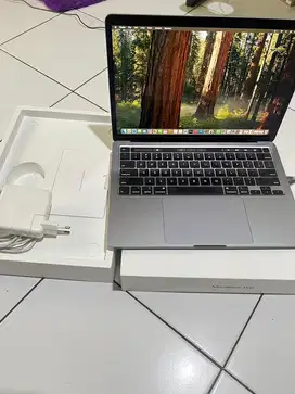 Macbook Pro M1 2020 8/256
