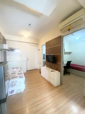 Dijual Apartemen Greenbay Pluit 2 Kamar Full Furnished View ke Kolam