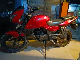 Bajaj Pulsar 180 UG4