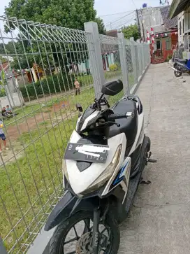 Jual vario 125 thn 2016