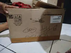 Velg Rossi PCX 150 Gold masih Baru
Di jual velg Rossi PCX 150 masibaru