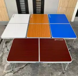 Meja lipat dagang