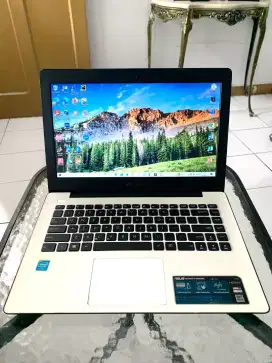 Laptop asus slim