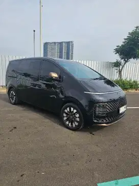 Hyundai Staria 7 Seat 2.2 Diesel Turbo 2023 AT FULL ORI Ex Artis