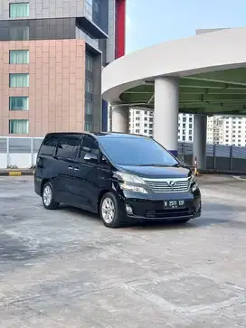 Vellfire 2.4 V premium sound Matik 2010