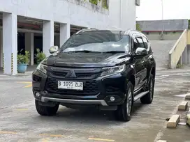 Mitsubishi Pajero Sport Exceed 2019 Hitam