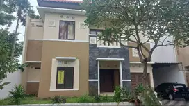 Hunian Mewah Siap Huni Jalan Utama Beranda Bali BSB City Dekat BRON