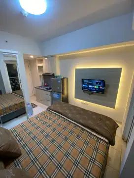 SEWA HARIAN APARTEMEN SEPRINGLAKE SUMMARECON