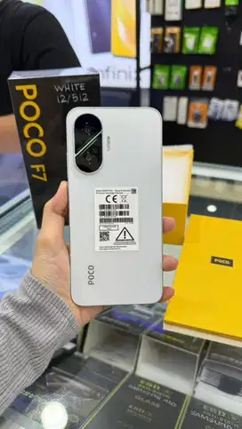 POCO F7 RAM 12/512 GB (PUTIH & HITAM)