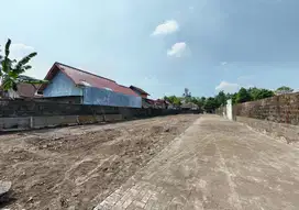 Tanah Jalan Damai view Sawah-SHM Pekarangan