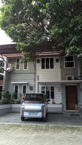 Rumah di Graha Mutiara Dekat Pintu Tol Bekasi Timur