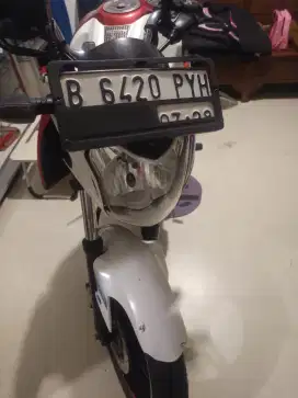 Dijual yamaha Vixion 2014 B DKI Jakarta selatan pajak idup
