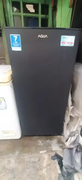 Kulkas 1 pintu AQUA