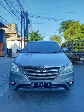 INNOVA G 2.5 CC Diesel Manual TH 2015