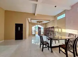Rumah Dinoyo Depan Mall Ramayana Kota Malang