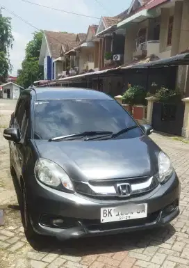 Honda mobilio E manual 2014