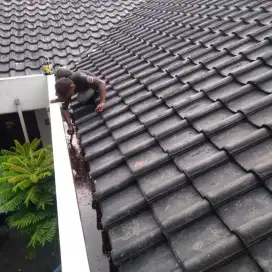 TUKANG PERBAIKAN ATAP BOCOR, PERBAIKAN TALANG AIR DINDING REMBES DLL