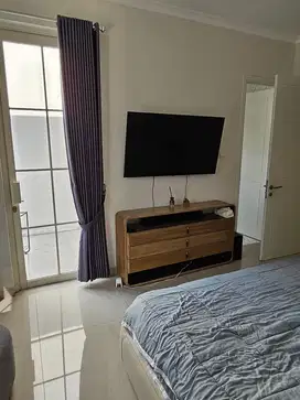 Meja Tv kayu/ lemari laci