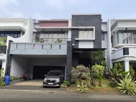 RUMAH MEWAH TINGKAT DI RAFFLES HILLS, TAPOS, DEPOK