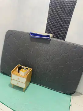 Jual Kasur Central bekas baru satu tahun kaya baru