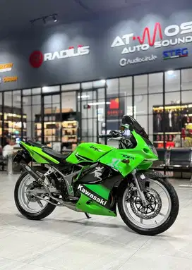 Kawasaki Ninja RR SE Gen 4 2011