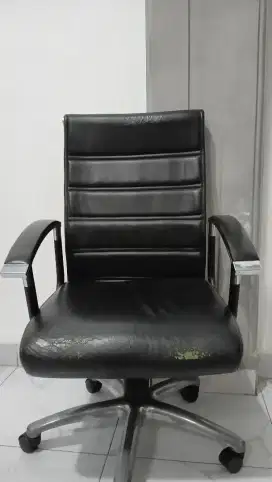 Kursi kerja direktur