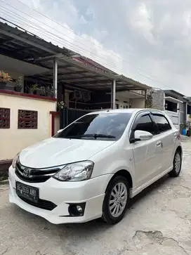 Etios valco 1.2cc G manual 2016