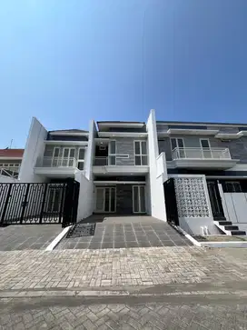 Dijual Rumah Baru Modern Minimalis 2lt di Jemursari