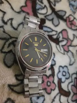 Seiko 5 otomatis